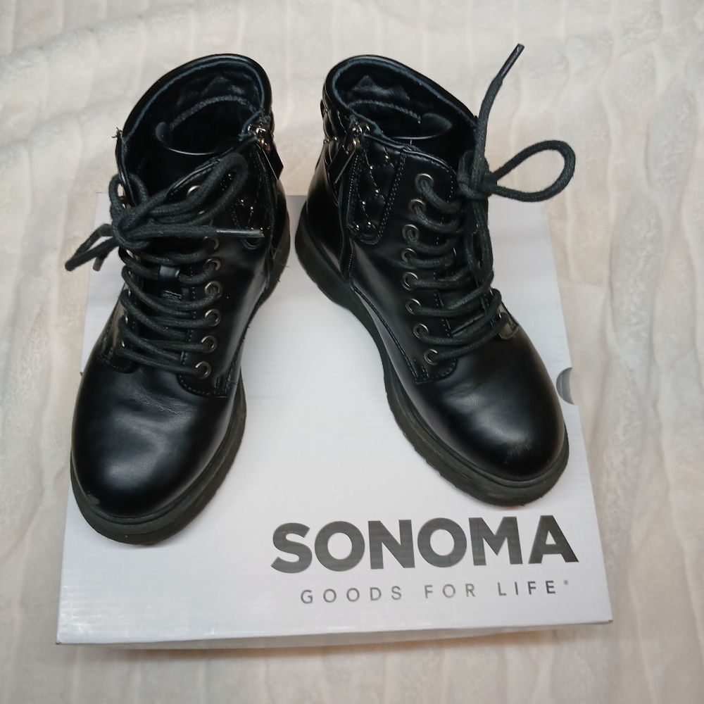 Sonoma Girls Black Combat Boots w/ Quilted Stud Detail | Size 1 - Picture 2 of 14